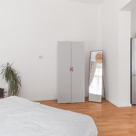 Luminous Apartment For 2 Near Wenceslas Square By Prague Days エクステリア 写真